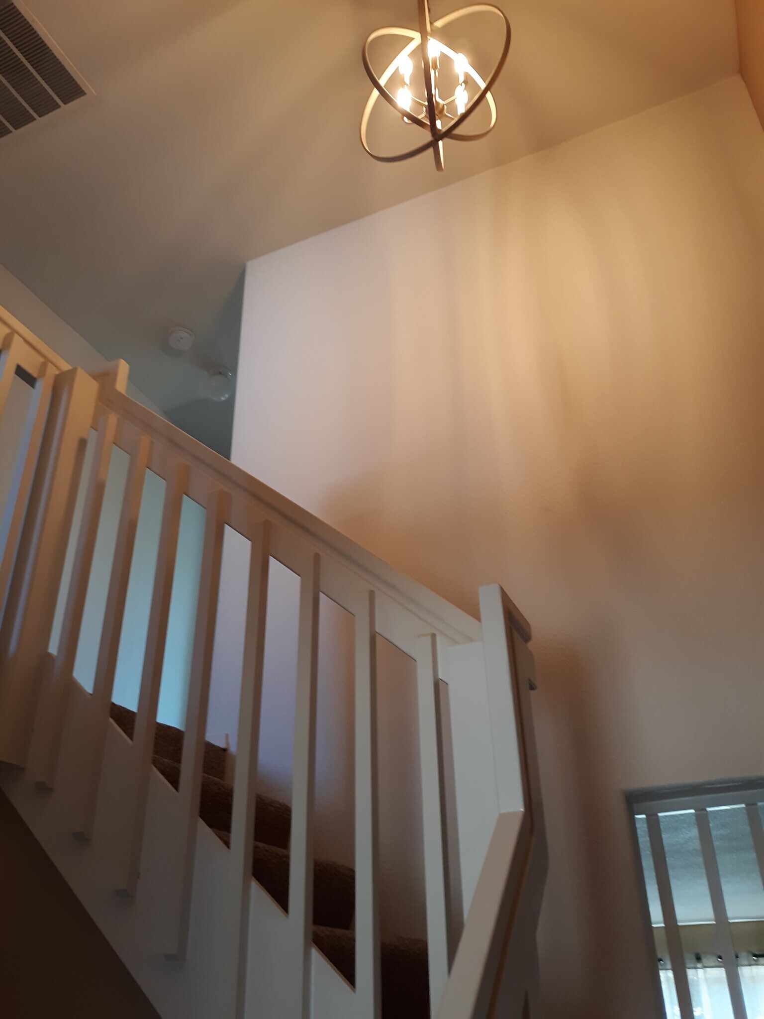 Foyer - 1458 Falcon Loop