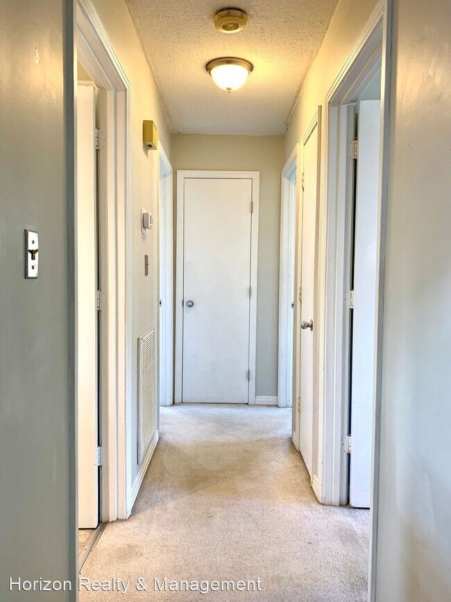 Building Photo - 3 br, 2 bath House - 2707 Dove Ct