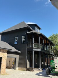 Building Photo - 296 NW 12th Ave