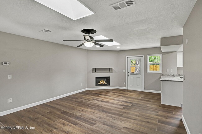 Building Photo - 12522 Macaw Dr