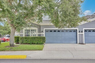 Building Photo - Luxury 3BR/3BA Townhome with 2-Car Garage in Gated Greystone – Sanford