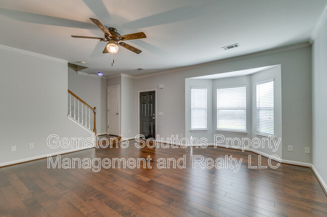 Building Photo - 1101 Downs Blvd