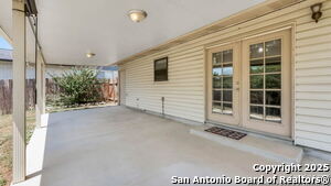 Building Photo - 334 Shin Oak Dr