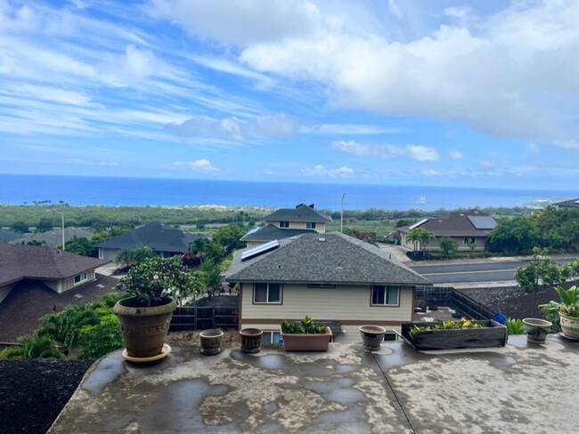 Building Photo - 3 bedroom 2.5 bath unfurnished Home in Pua...