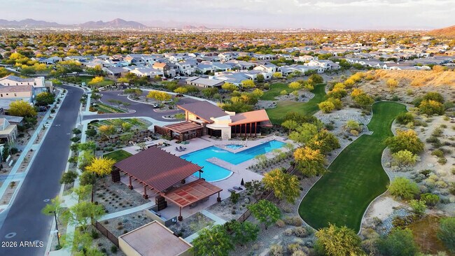 Building Photo - 1118 E Paseo Way