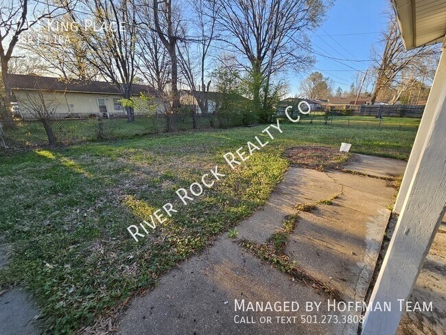 Building Photo - 713 King Pl