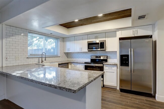 Building Photo - 10458 Hammerly Blvd