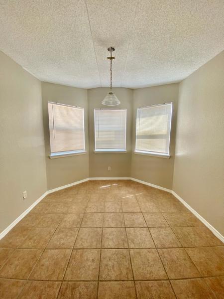 Building Photo - 2253 Tierra De Oro Way