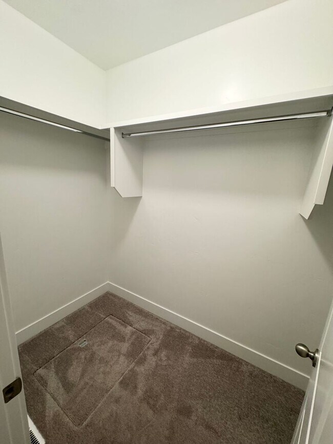 Building Photo - Beautiful Newer Built 3-Bedroom, 2 bath Home in Meadows at West Highlands