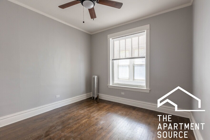 Building Photo - 1224 W Rosemont Ave