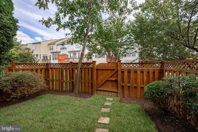 Building Photo - 6144 Cilantro Dr