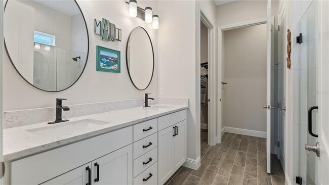 Building Photo - 2044 Flora Pass Pl