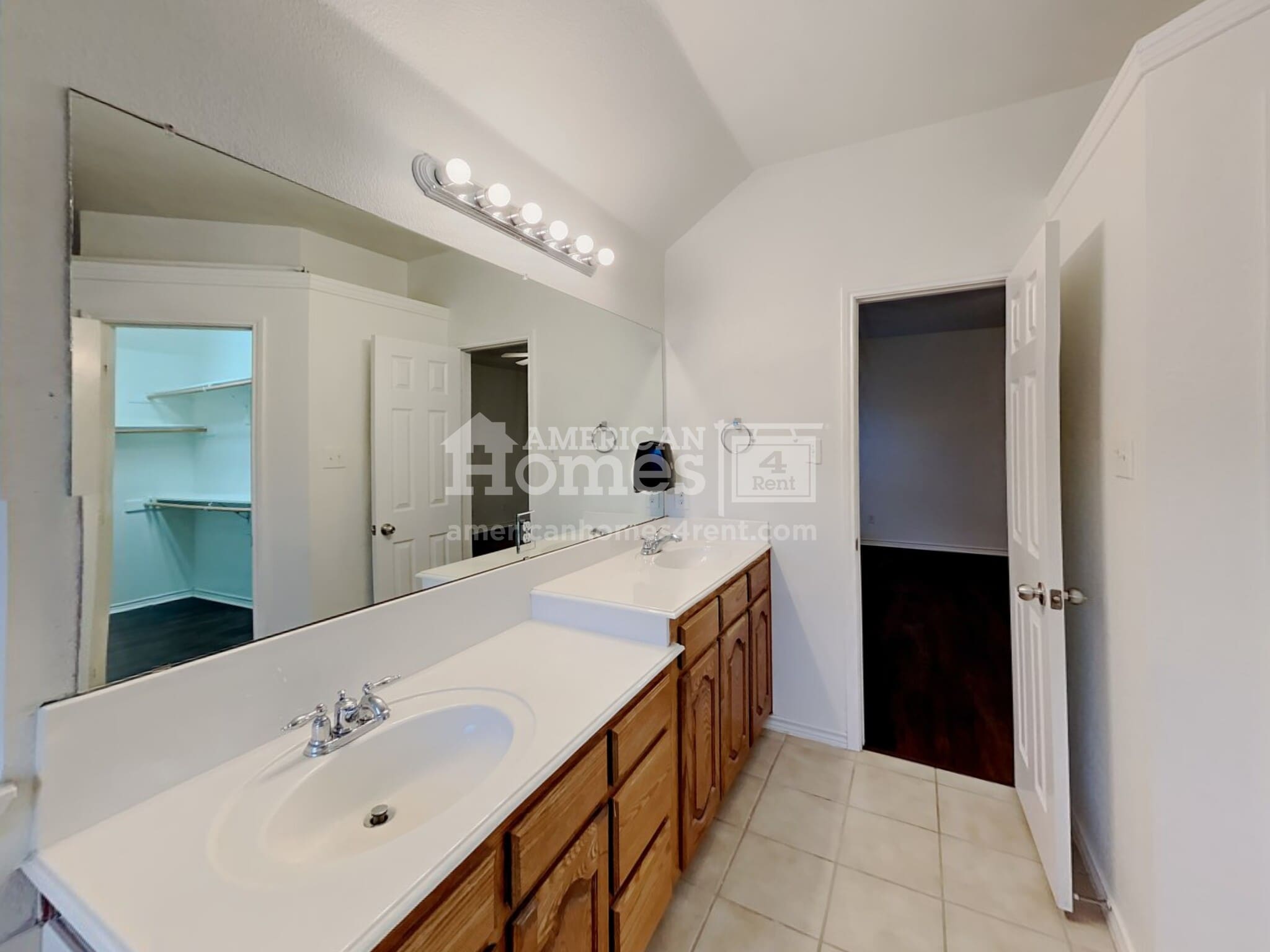 Building Photo - 521 Covey Trl