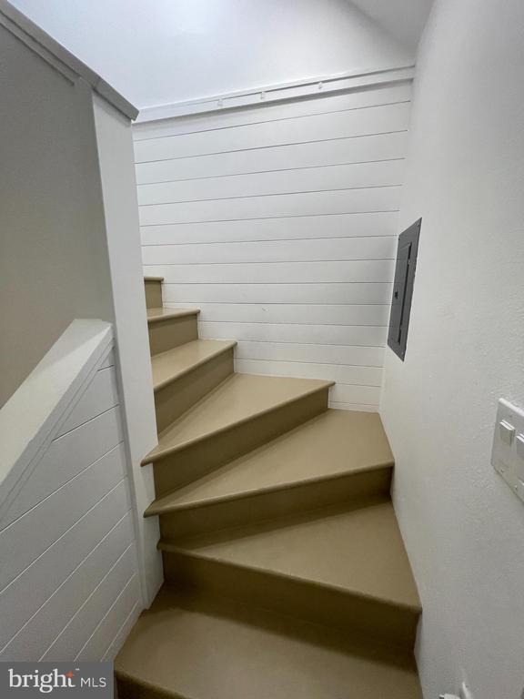 Building Photo - 43 Silopanna Rd