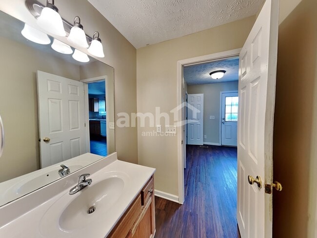 Building Photo - 1525 John Galt Dr