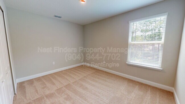 Building Photo - 1025 Wilmot Pl