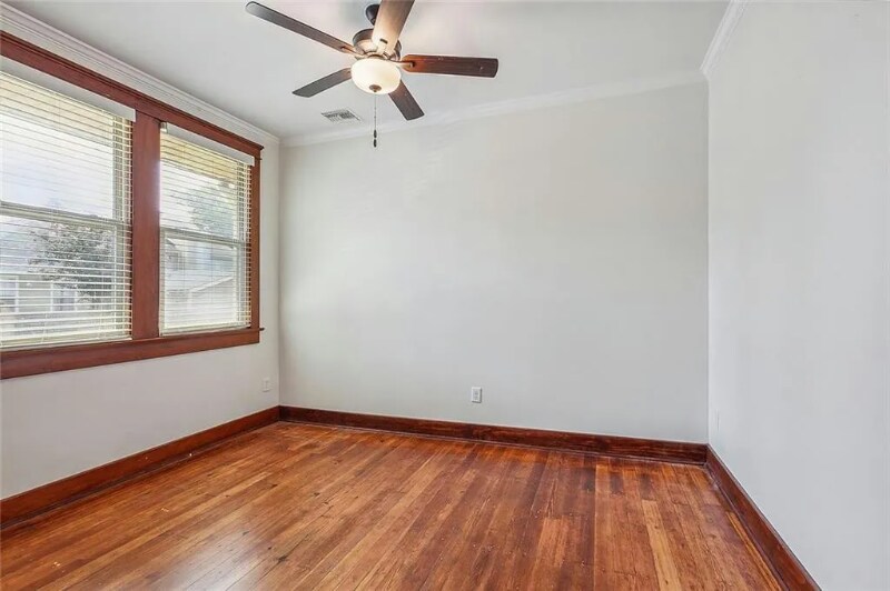 Building Photo - 216 Phosphor Ave
