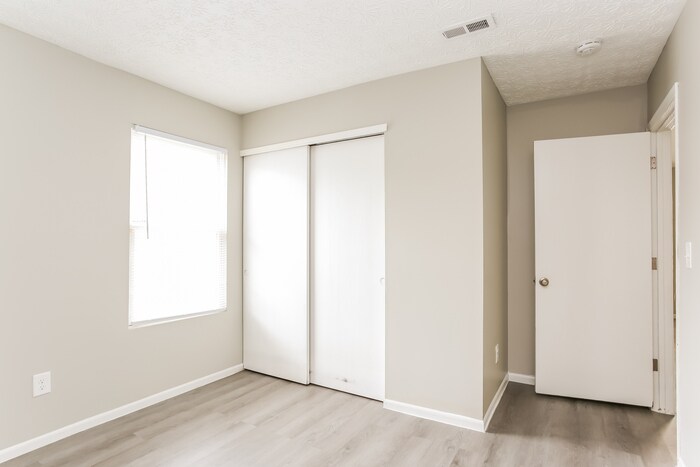 Building Photo - 2650 Patrick Henry Ave