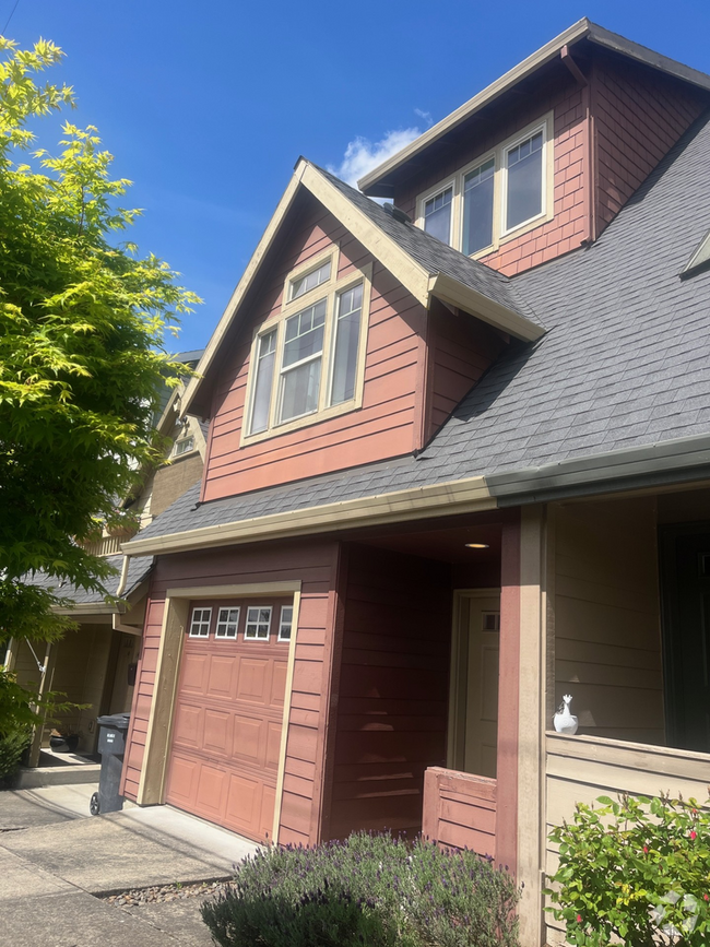 Building Photo - $2,695 - Three Bedrooms, Two & a Half Bath...
