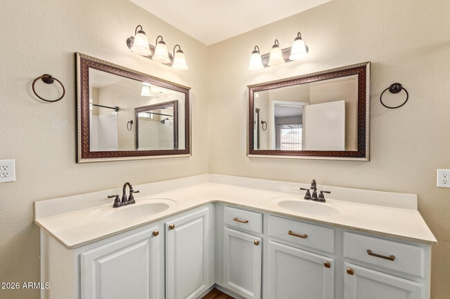 Building Photo - 18853 N 40th Pl