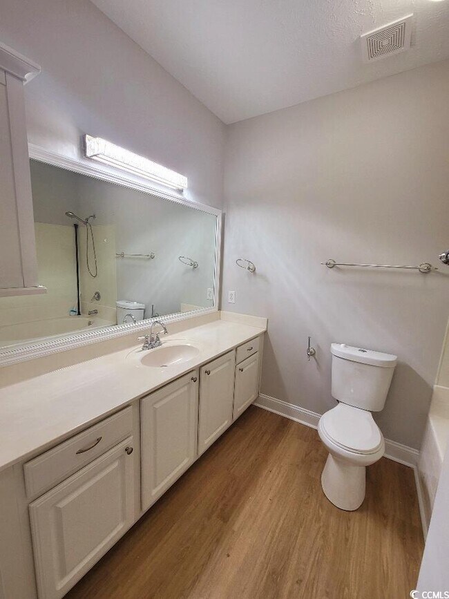 Building Photo - 112 Westhaven Dr