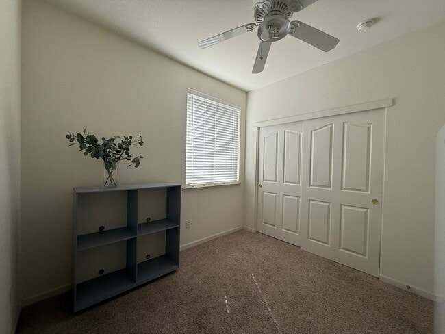 Building Photo - Beautiful 3bd/2ba Natomas Home with 2 Car Garage!