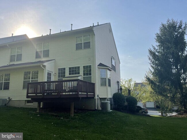 Building Photo - 168 Fringetree Dr