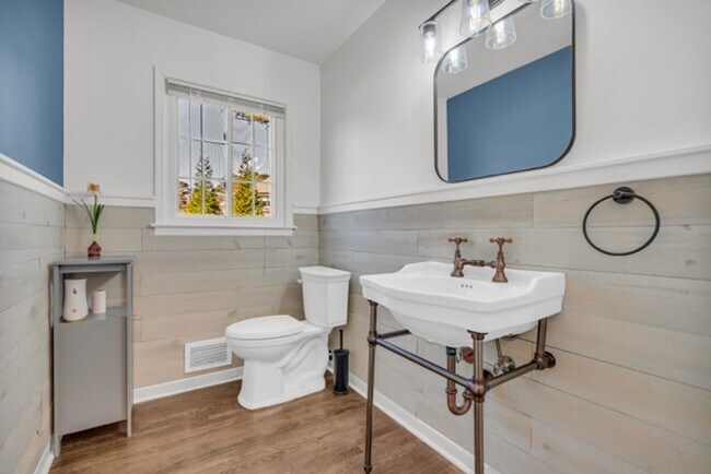 Building Photo - Elegant 4BR Home with Luxury Finishes and Premier Amenities in Marietta