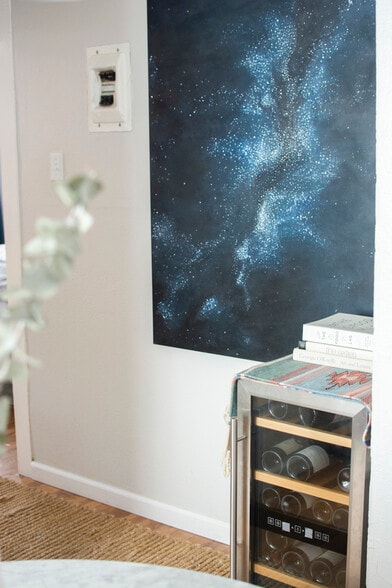 Building Photo - 812 W Russell Pl