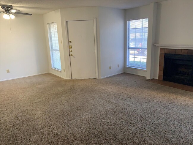 Building Photo - 12480 Abrams Rd