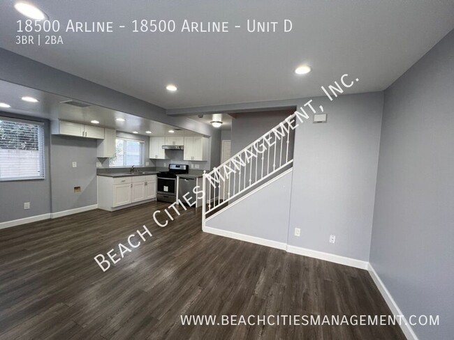 Building Photo - Remodeled 3 Bed, 2.5 Bath Town Home with A...