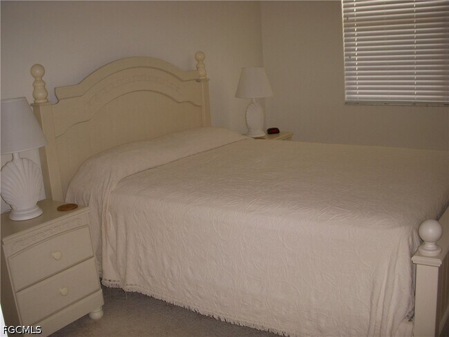 Building Photo - 11021 Gulf Reflections Drive