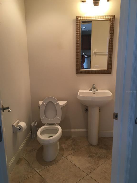 Building Photo - 7710 Lake Vista Ct