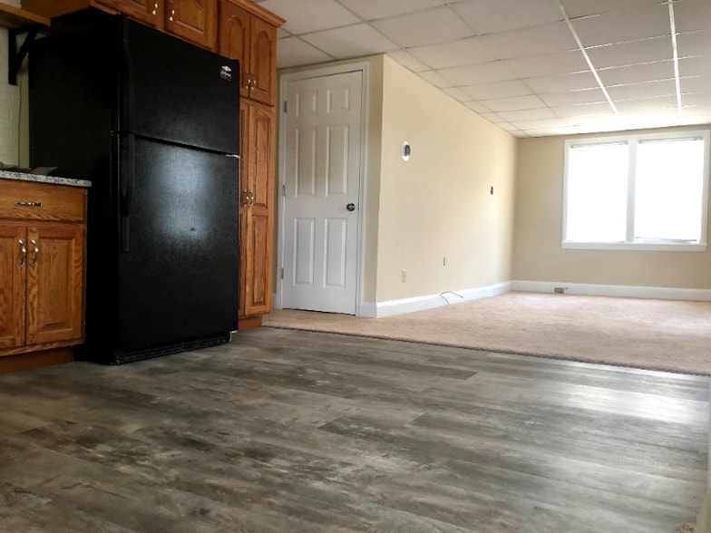 Building Photo - 13 Kemper Ave