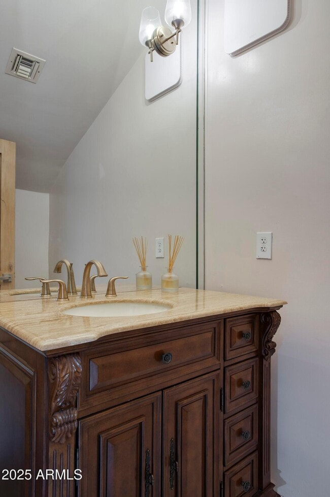 Building Photo - 10420 E Morning Vista Ln