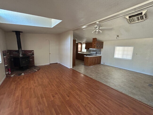 Building Photo - 40771 Blue Oak Dr