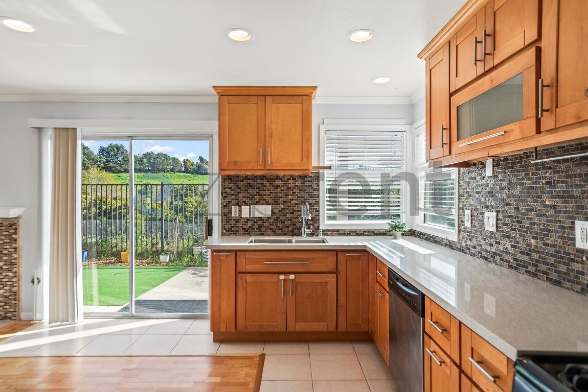 Building Photo - 3142 Boulders Ct