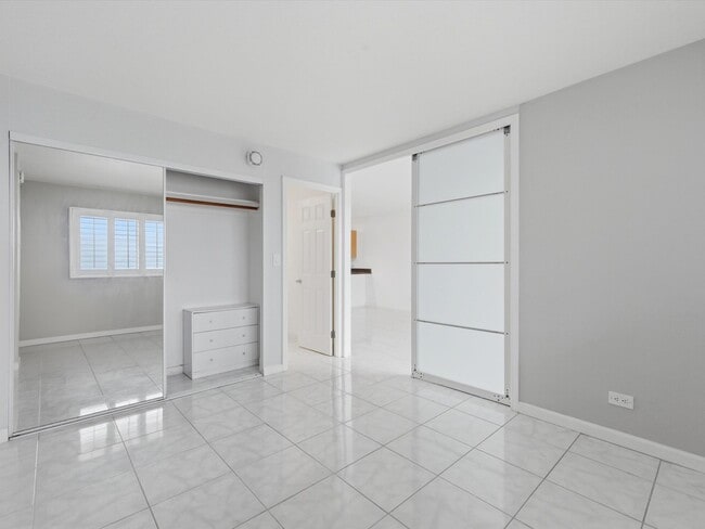 Building Photo - 14 Aulike St