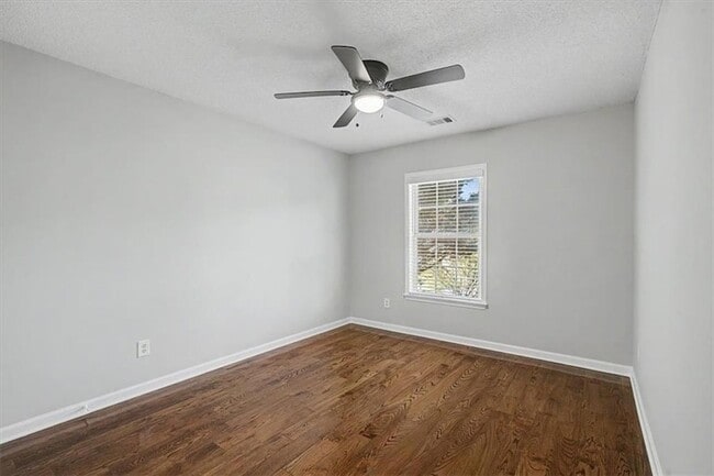 Building Photo - 400 Stambridge Ct