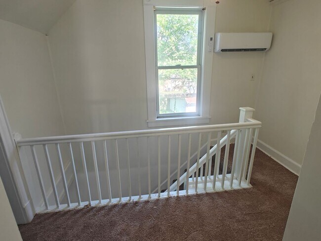 Building Photo - Three bedroom home in Midlothian