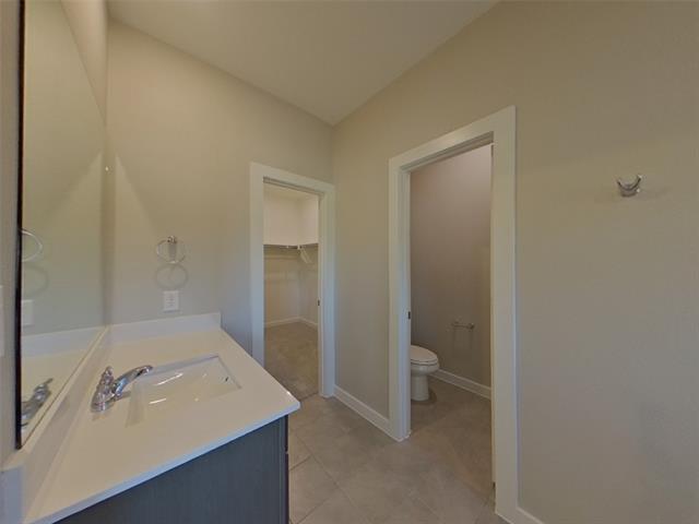 Building Photo - 5476 Sandstone Dr