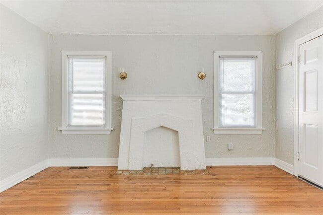 Building Photo - 2833 NW 22nd St