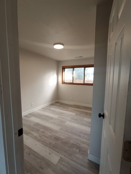 Building Photo - 4510 SE 99th Ave