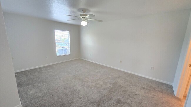Building Photo - 104 Charles Dr