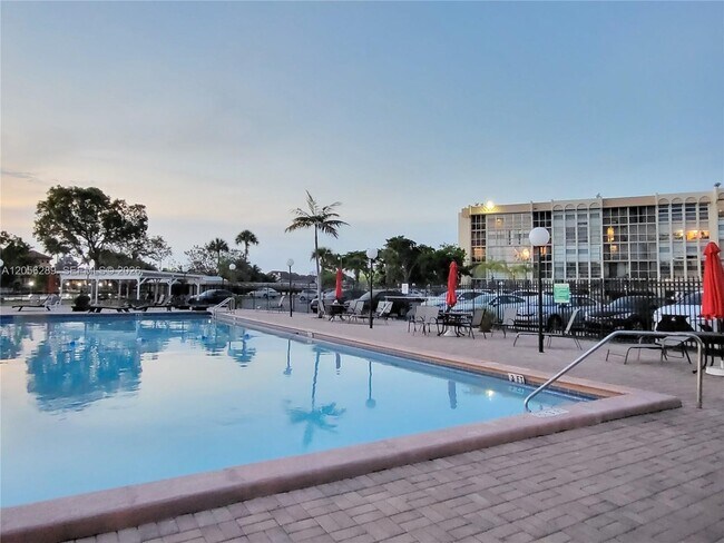 Building Photo - 601 Three Islands Boulevard