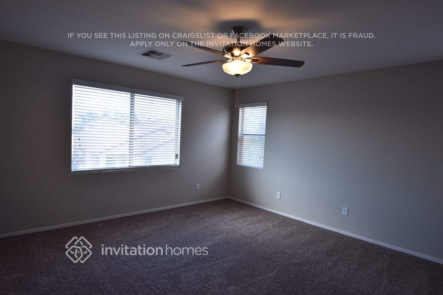 Building Photo - 17227 W Elm St