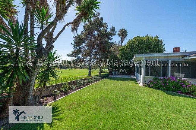 Building Photo - 902 La Sombra Dr
