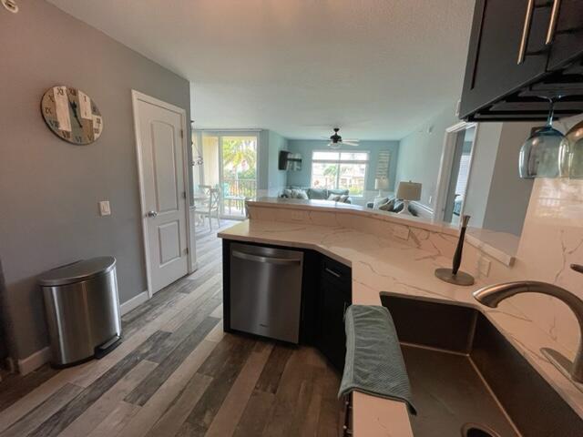 Building Photo - 110 Villa Cir