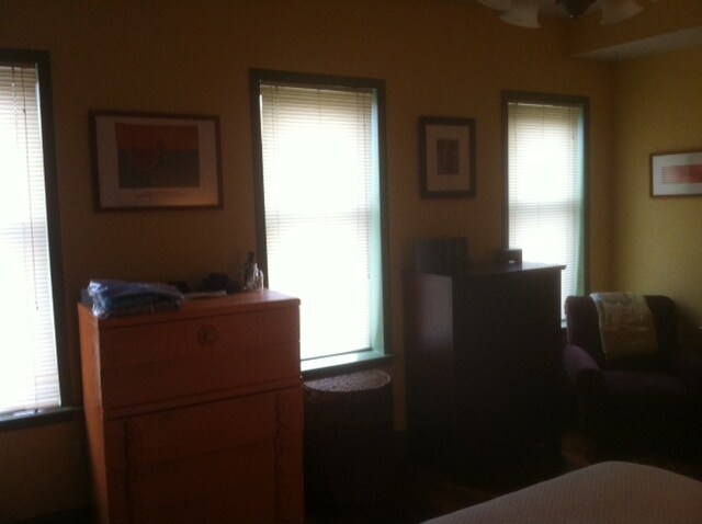 Building Photo - 2016 E Baltimore St