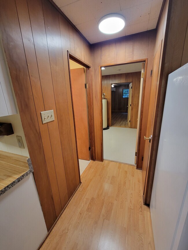 Building Photo - 1061 Caldwell Dr